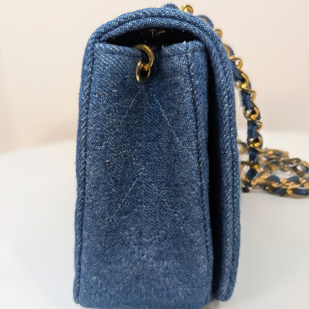 Chanel Vintage Classic Blue Denim Quilted Medium Full Flap Bag - Picture 2 of 16